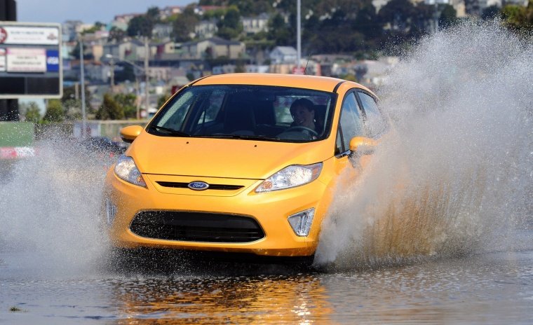 2012 Ford Fiesta Hatchback Picture