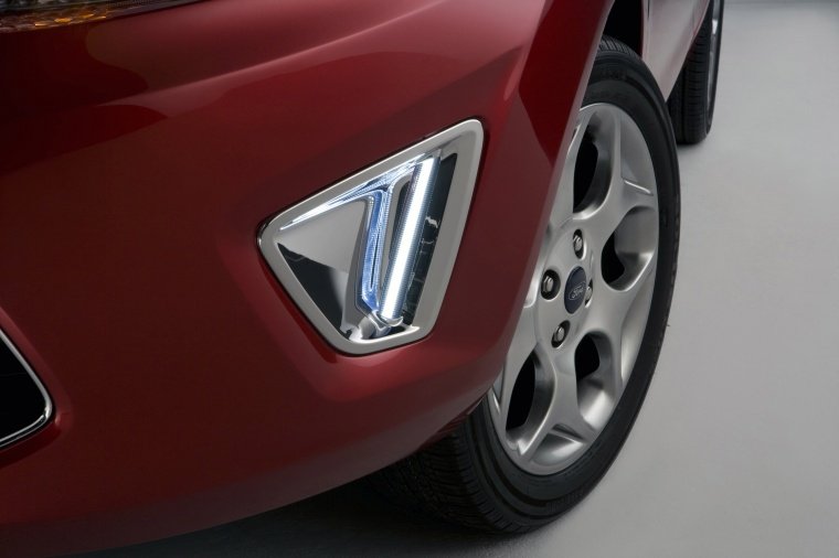 2012 Ford Fiesta Sedan Exterior Light Picture