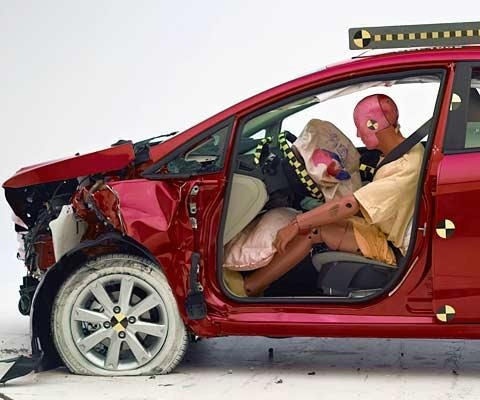 2012 Ford Fiesta Sedan IIHS Frontal Impact Crash Test Picture