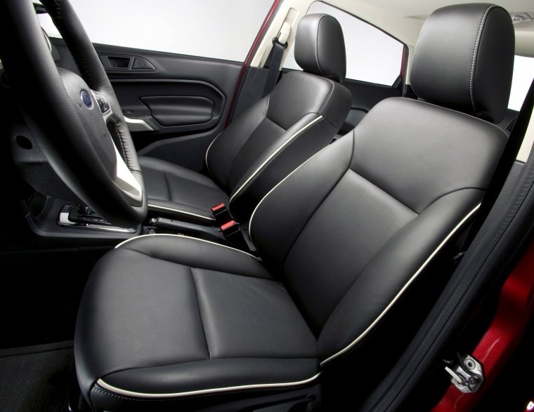 2013 Ford Fiesta Sedan Front Seats Picture