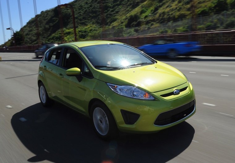 2013 Ford Fiesta Hatchback Picture