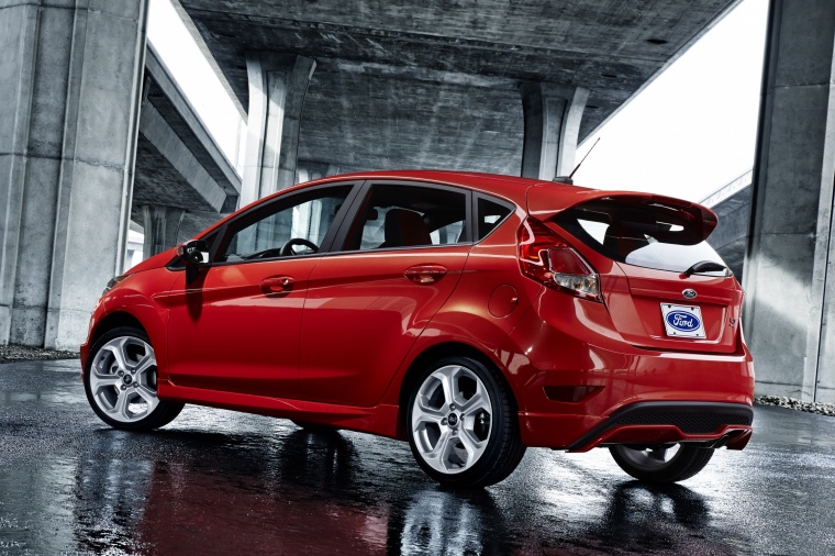 2014 Ford Fiesta Hatchback ST Picture