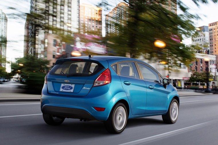 2015 Ford Fiesta Hatchback Titanium Picture
