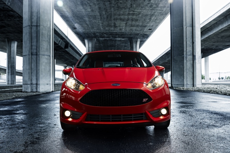 2015 Ford Fiesta Hatchback ST Picture