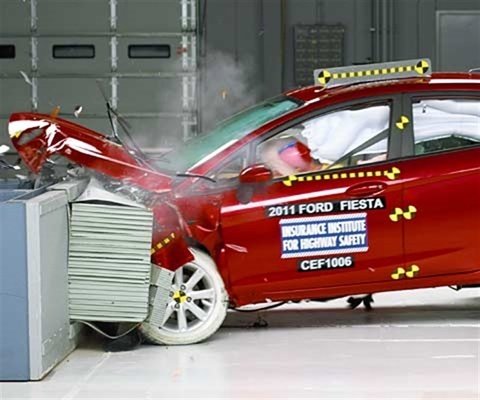 2015 Ford Fiesta Sedan IIHS Frontal Impact Crash Test Picture