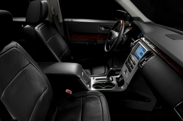 2012 Ford Flex EcoBoost Front Seats Picture