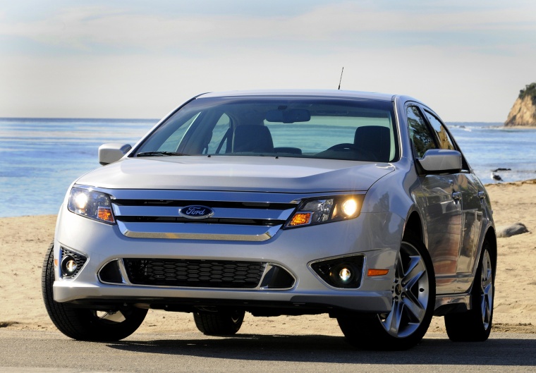 2010 Ford Fusion Sport AWD Picture