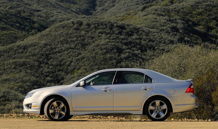 2012 Ford Fusion Sport AWD Picture