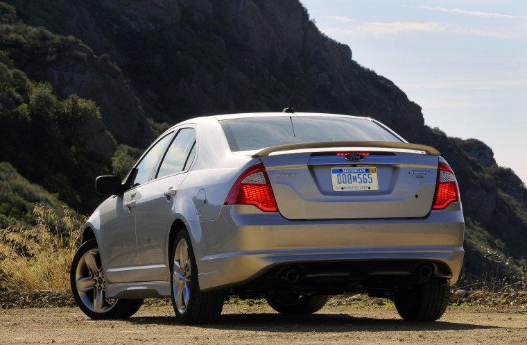 2012 Ford Fusion Sport AWD Picture