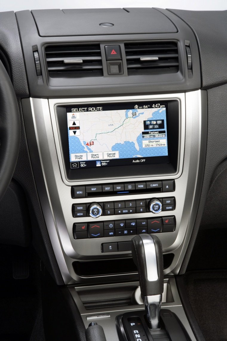 2012 Ford Fusion Hybrid Center Stack Picture