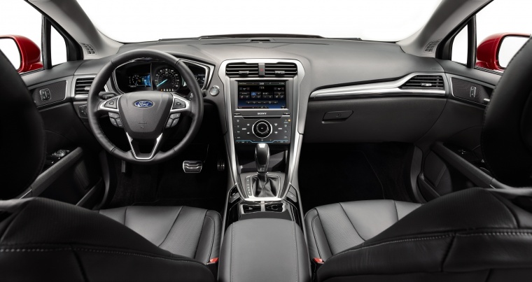 2013 Ford Fusion Titanium AWD Cockpit Picture