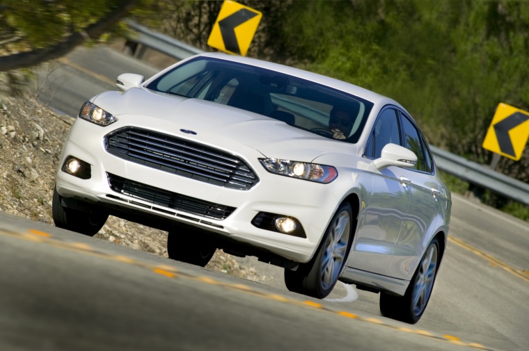 2013 Ford Fusion Titanium AWD Picture