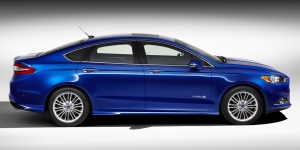 2013 Ford Fusion Reviews / Specs / Pictures / Prices