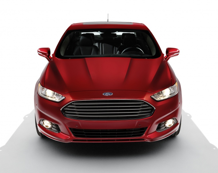 2014 Ford Fusion Titanium AWD Picture