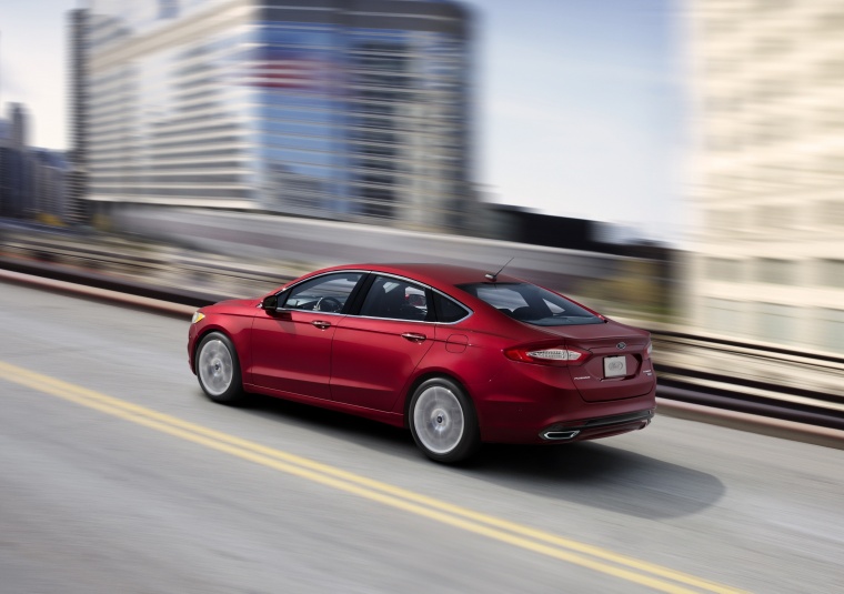 2014 Ford Fusion Titanium AWD Picture