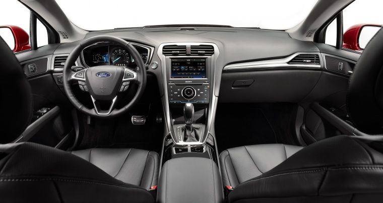 2014 Ford Fusion Titanium AWD Cockpit Picture