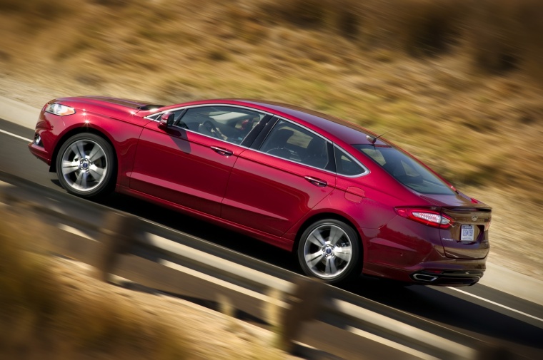 2014 Ford Fusion Titanium AWD Picture