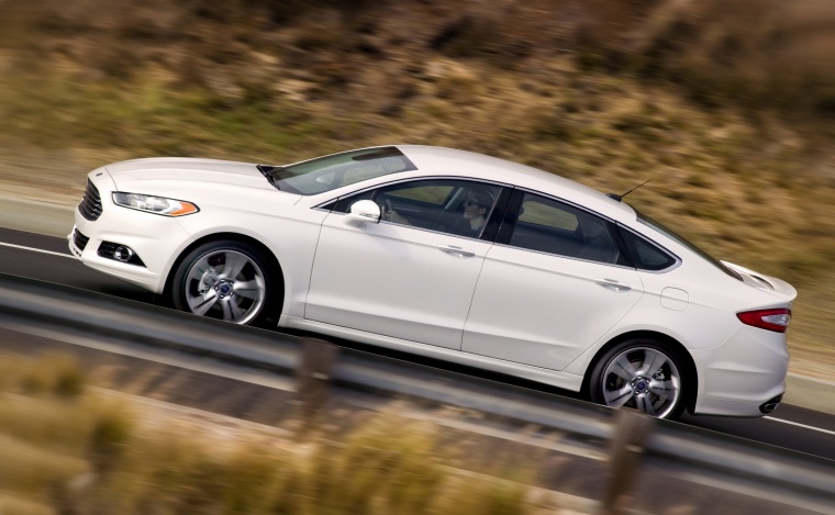 2015 Ford Fusion Titanium AWD Picture