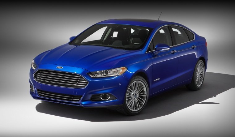 2015 Ford Fusion Hybrid SE Picture