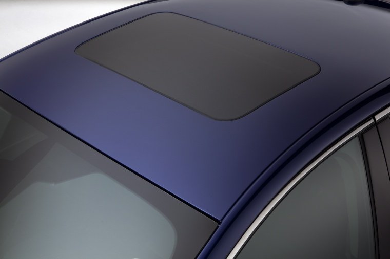 2015 Ford Fusion Hybrid SE Sunroof Picture