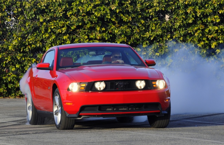 2010 Ford Mustang GT Coupe Picture