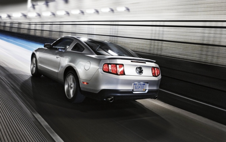 2011 Ford Mustang GT Coupe Picture