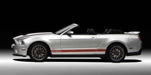 2011 Ford Mustang Reviews / Specs / Pictures / Prices