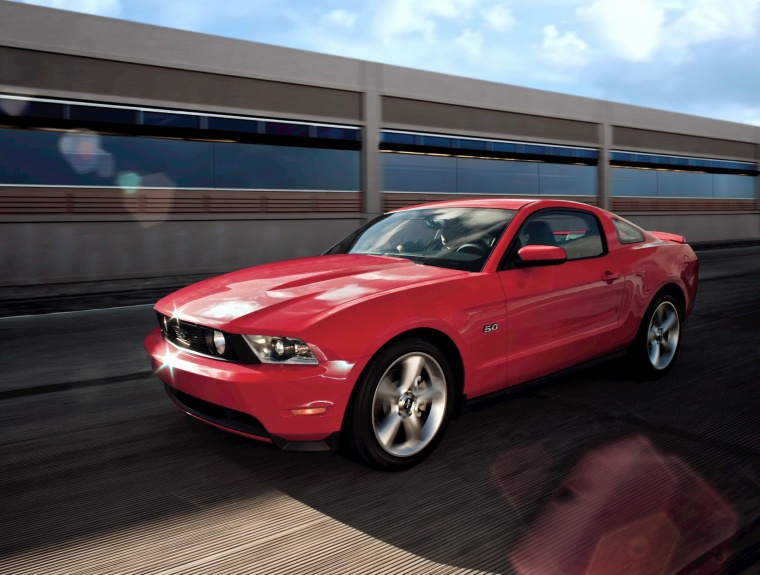 2012 Ford Mustang GT Coupe Picture