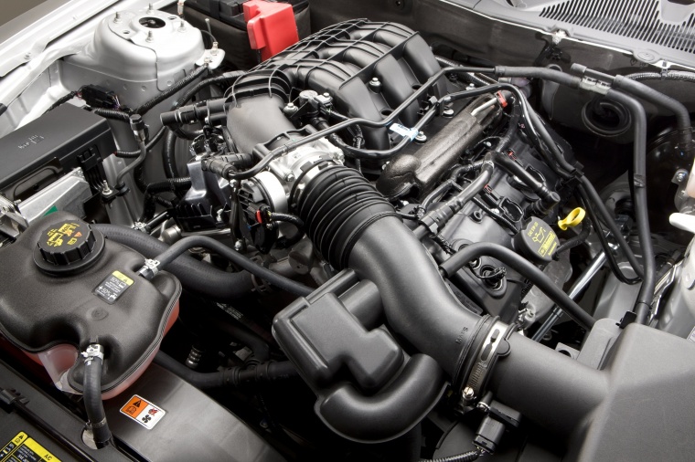 2012 Ford Mustang 3.7L V6 Engine Picture