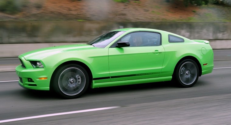 2013 Ford Mustang GT Coupe Picture