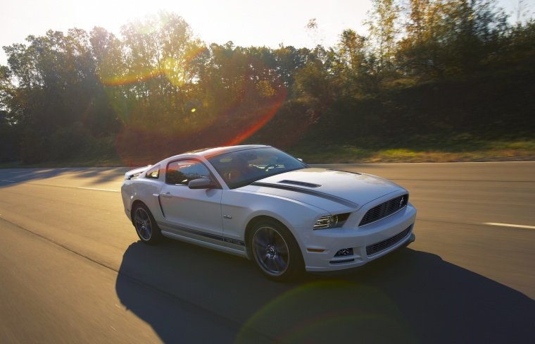 2013 Ford Mustang GT Coupe Picture