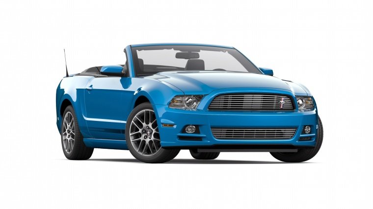 2013 Ford Mustang V6 Convertible Picture