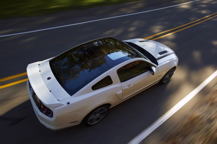 2014 Ford Mustang GT Coupe Picture