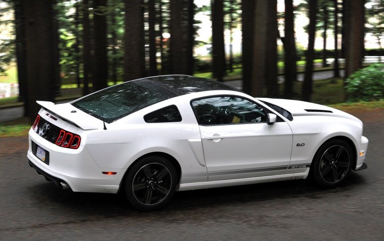 2014 Ford Mustang GT Coupe Picture
