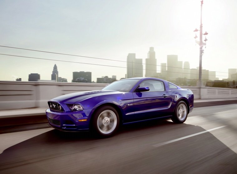 2014 Ford Mustang GT Coupe Picture