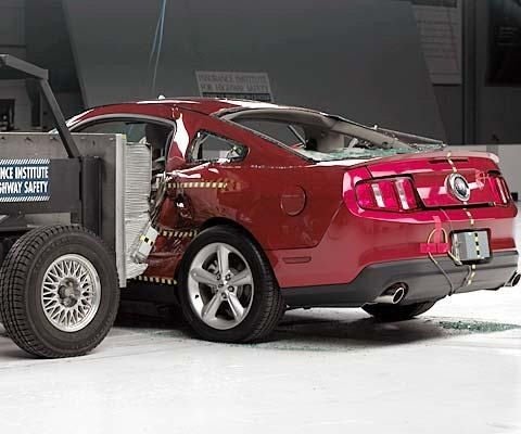 2014 Ford Mustang Coupe IIHS Side Impact Crash Test Picture