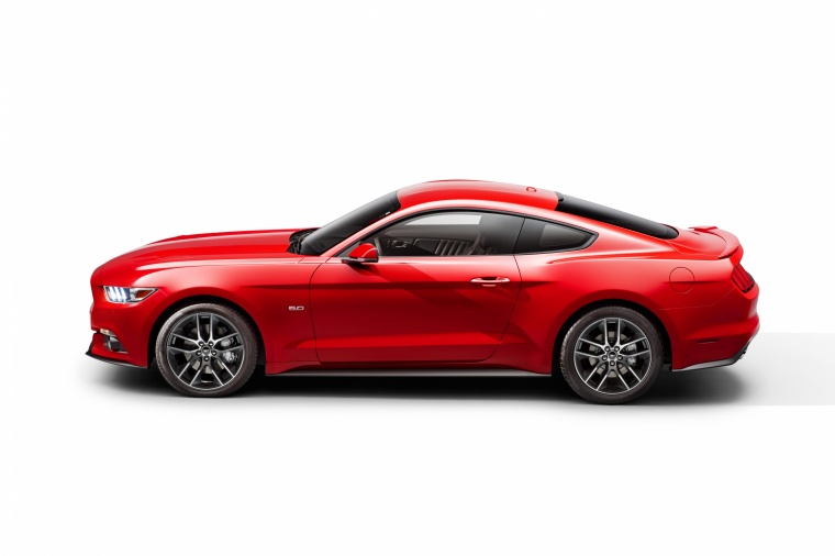 2015 Ford Mustang GT Fastback Picture