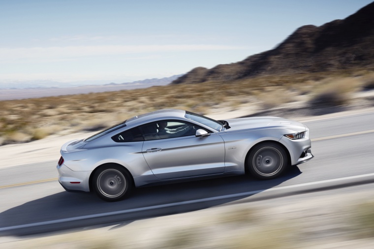 2015 Ford Mustang GT Fastback Picture