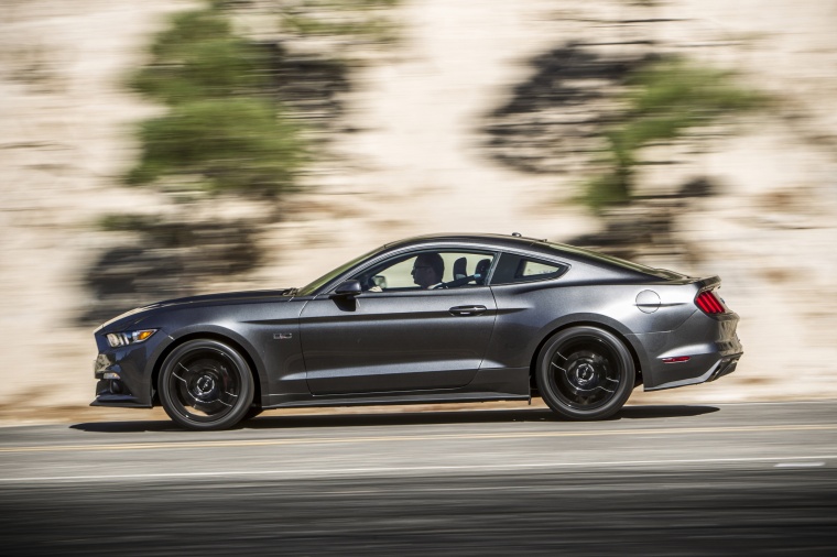 2015 Ford Mustang GT Fastback Picture