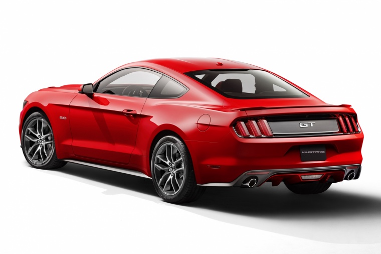 2015 Ford Mustang GT Fastback Picture