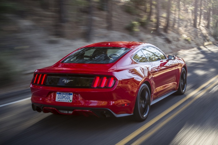 2015 Ford Mustang EcoBoost Fastback Picture