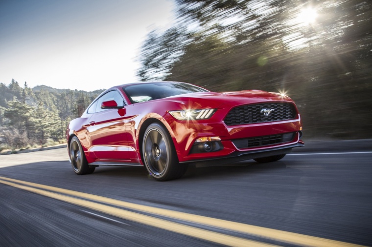 2015 Ford Mustang EcoBoost Fastback Picture