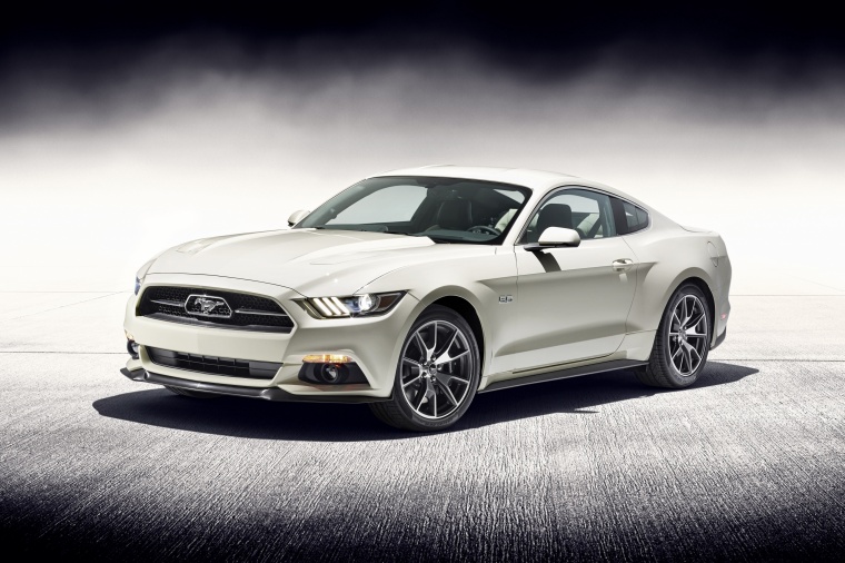 2016 Ford Mustang EcoBoost Fastback Picture