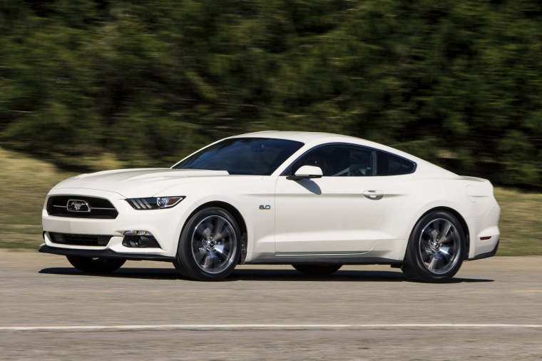 2016 Ford Mustang EcoBoost Fastback Picture