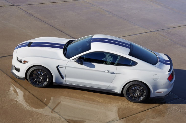 2017 Shelby GT350 Picture