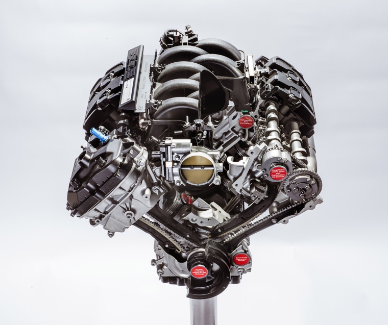 2017 Shelby GT350 5.2-liter V8 Engine Picture