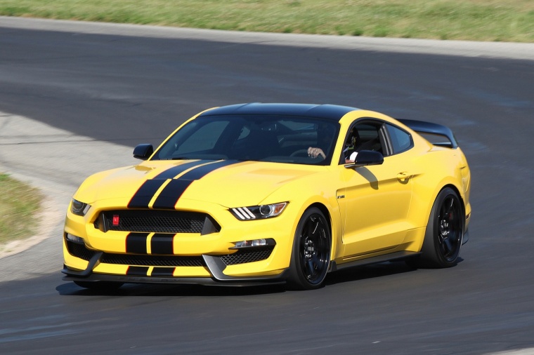 2017 Shelby GT350 R Picture