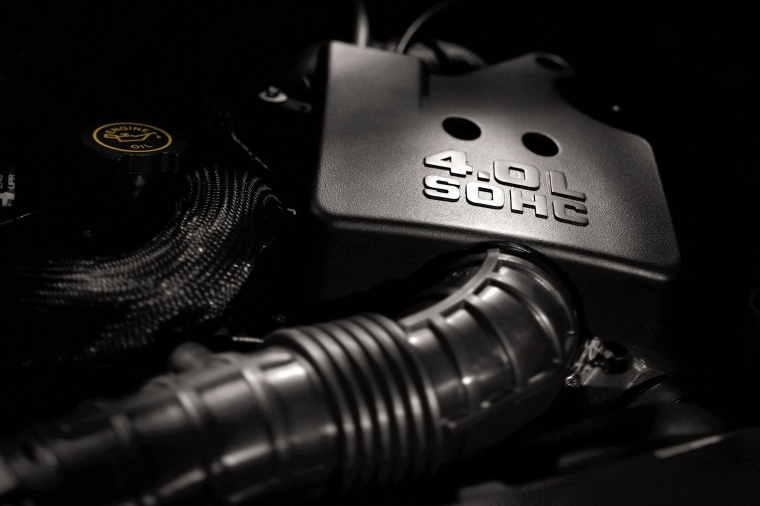 2011 Ford Ranger 4.0-liter V6 Engine Picture