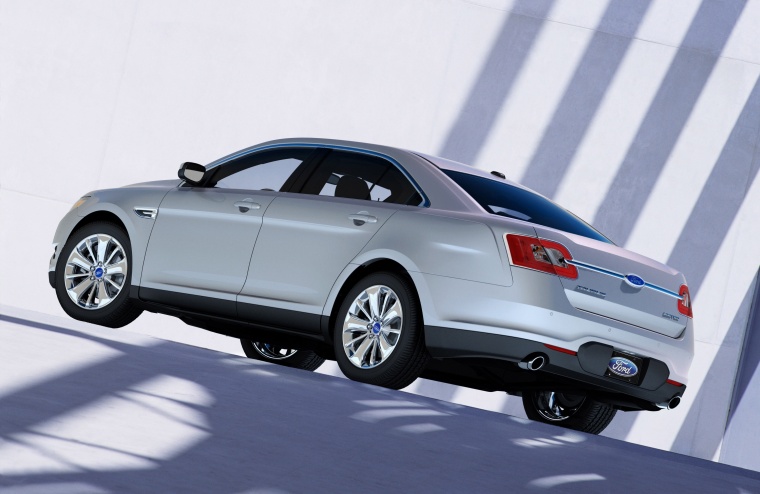 2011 Ford Taurus Limited Picture