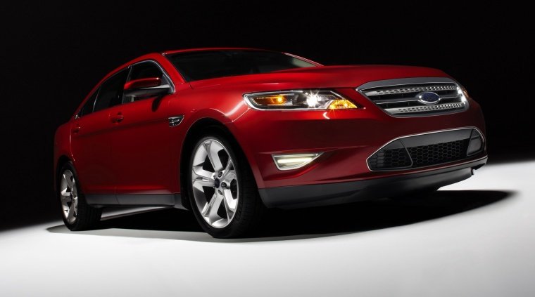 2012 Ford Taurus SHO Picture